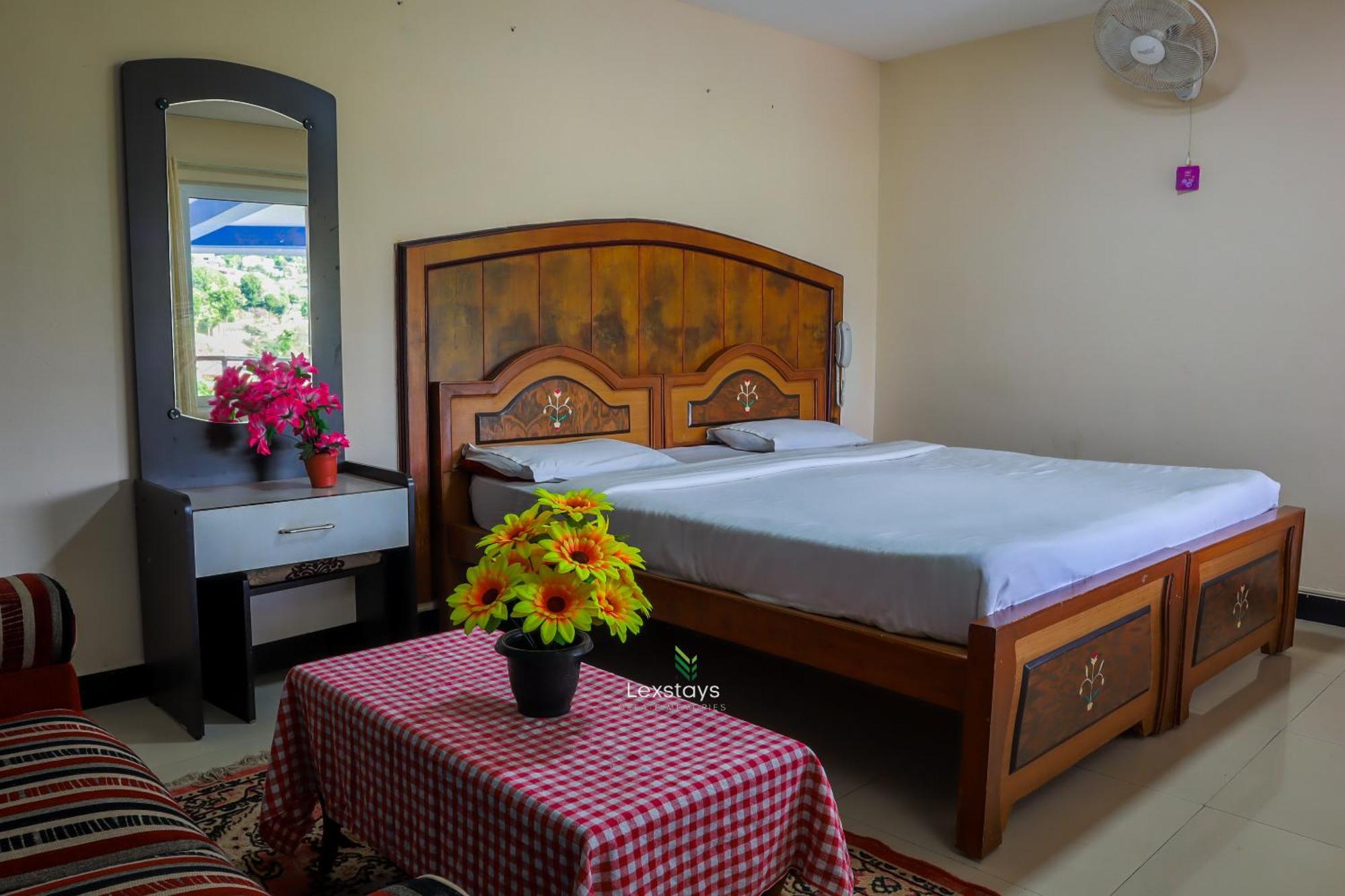 Vijaya Deepa Guest House By Lexstays Coonoor Buitenkant foto